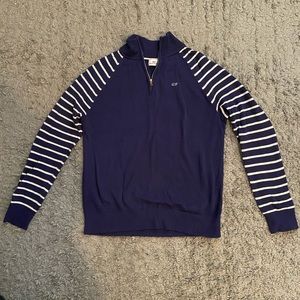 Vineyard Vine quarter zip sweater